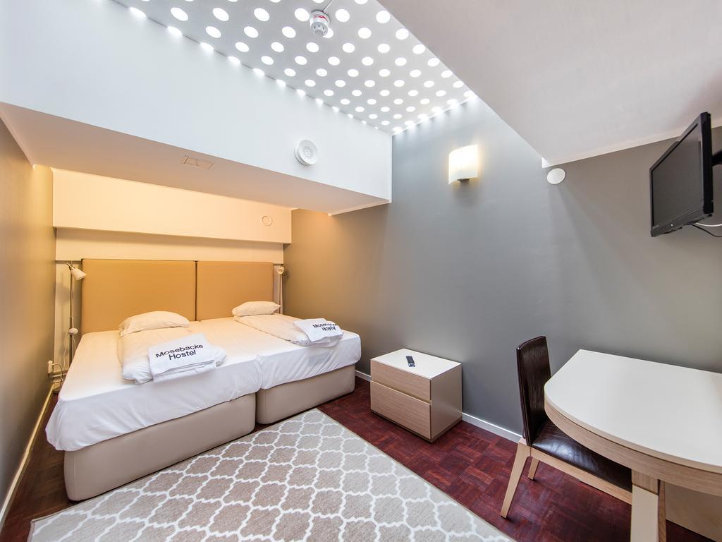 Mosebacke Hostel Stockholm Exterior photo